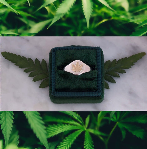 Mary Jane Signet Ring