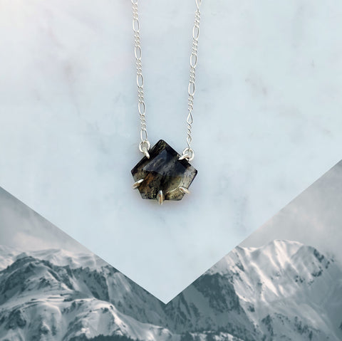 Tibetan Quartz Necklace [Lion's Gate Portal]